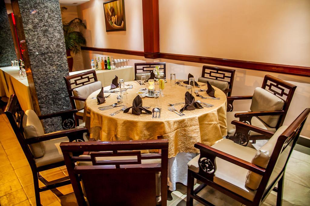 Grand Legacy Hotel Kigali Eksteriør bilde
