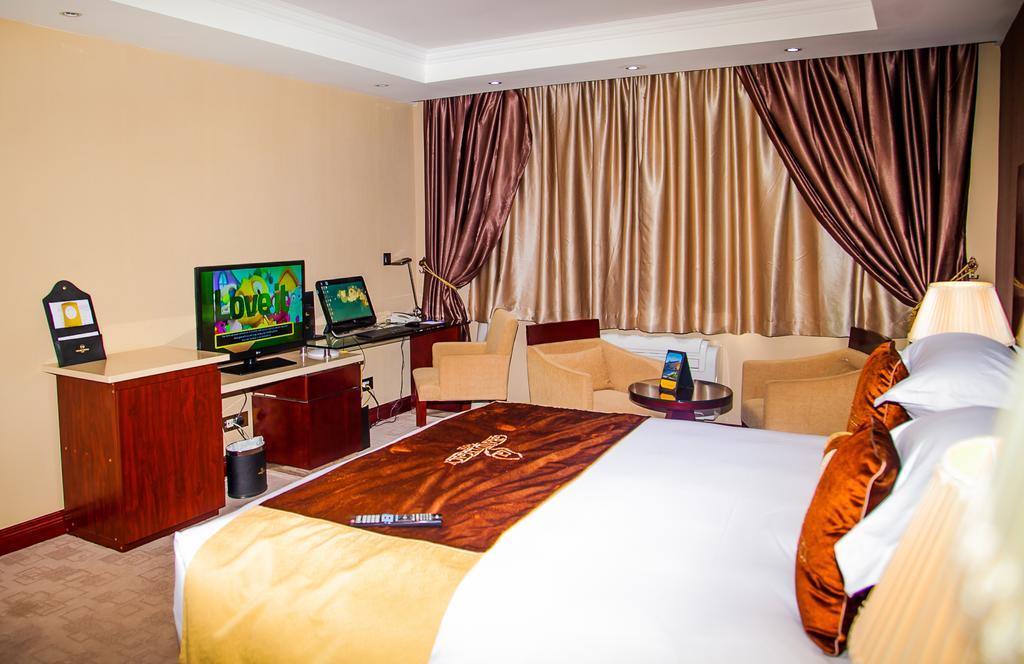 Grand Legacy Hotel Kigali Eksteriør bilde