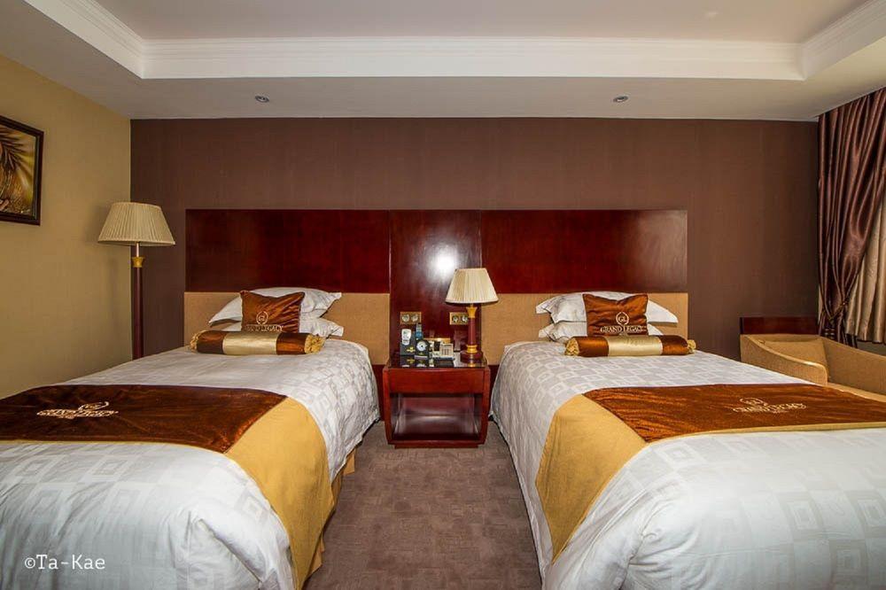 Grand Legacy Hotel Kigali Eksteriør bilde