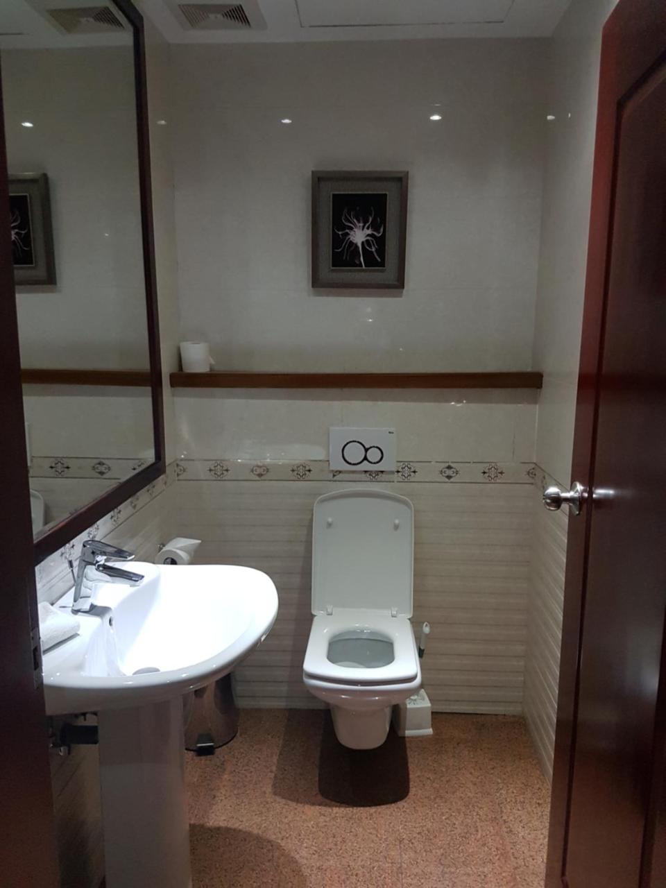 Grand Legacy Hotel Kigali Eksteriør bilde